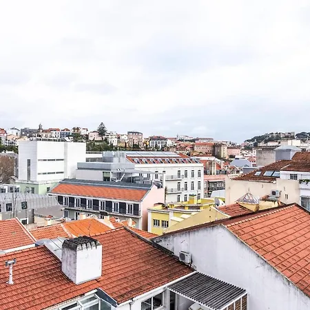 Wonderful 4br Flat Near Liberdade Avenue Lisbon