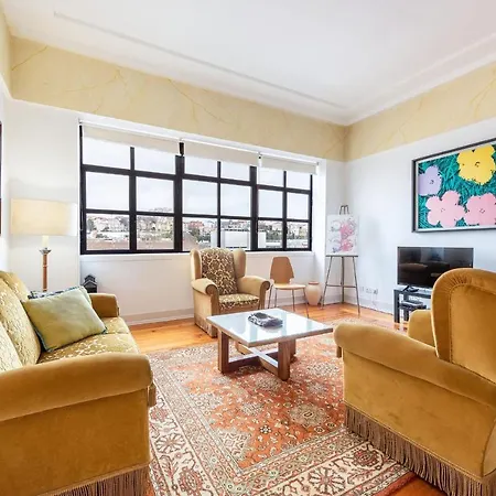 Wonderful 4br Flat Near Liberdade Avenue Apartment *