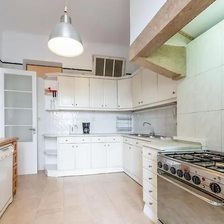 Wonderful 4br Flat Near Liberdade Avenue 公寓