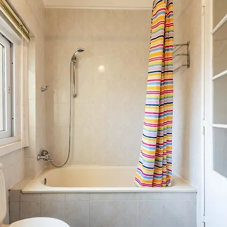 Wonderful 4br Flat Near Liberdade Avenue